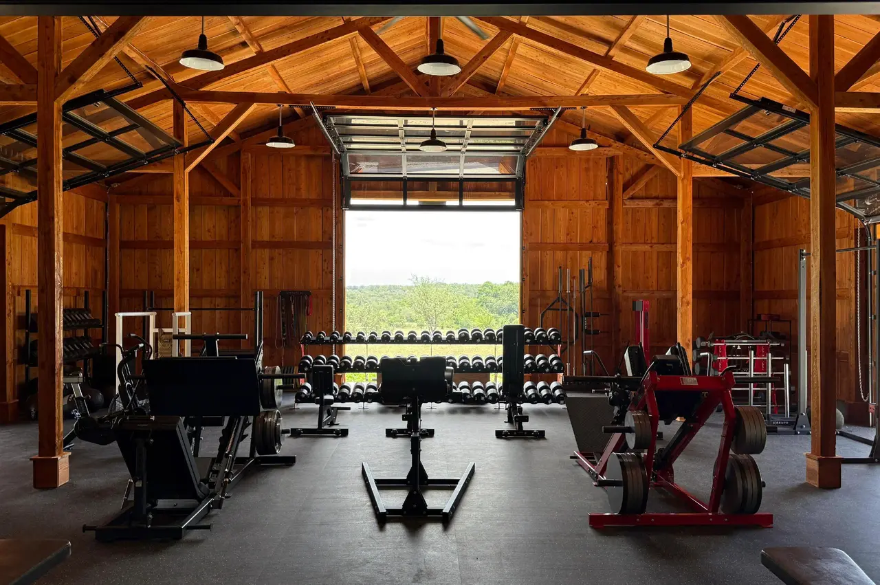 The Bare Ranch, photo 3